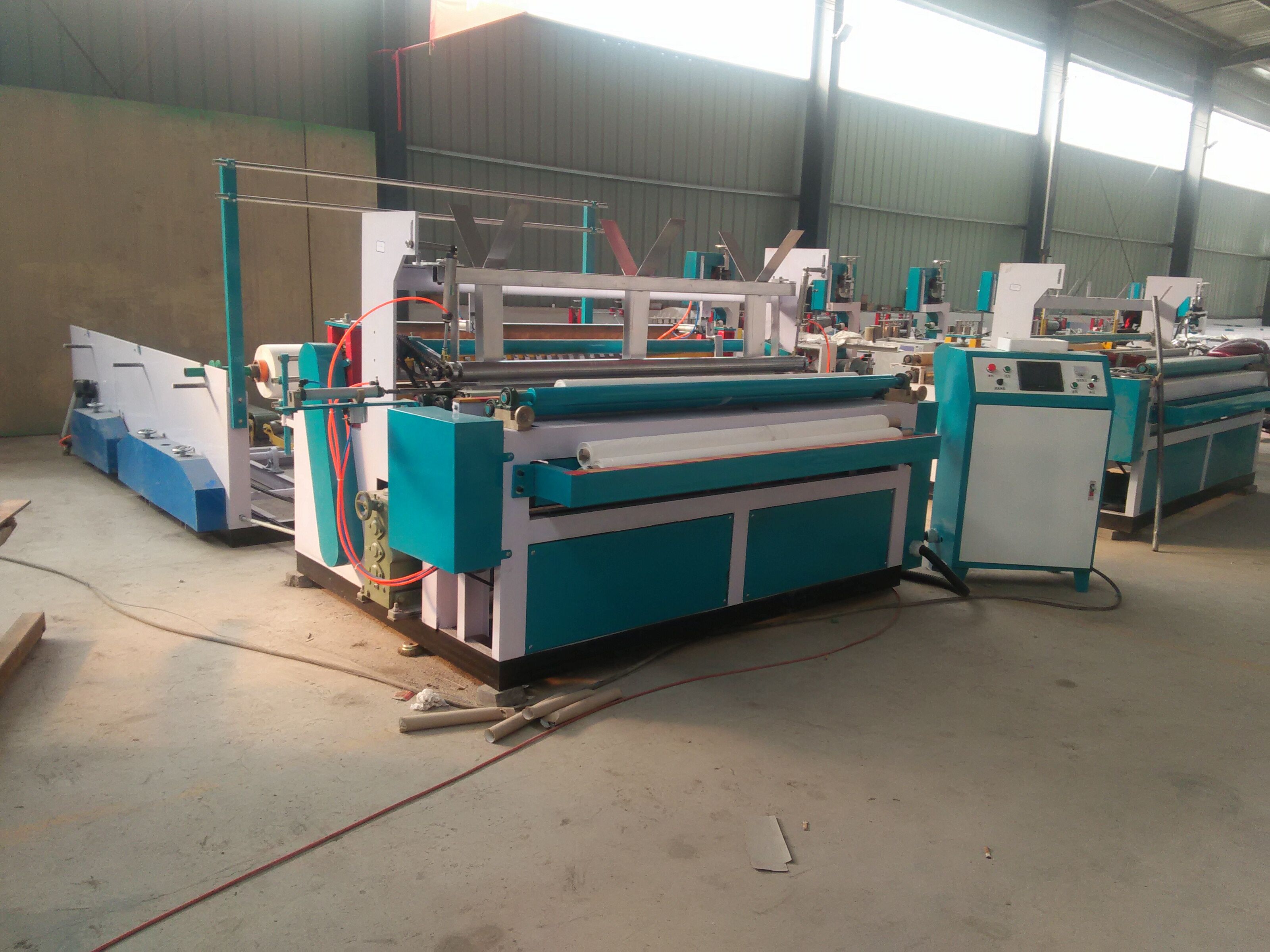 【甘肅蘭州】全壓花衛(wèi)生紙復(fù)卷機(jī)的市場